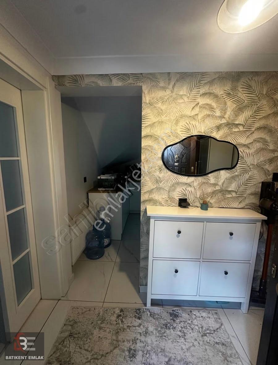 Batıkent Emlak'tan Full Yapılı Geniş Bahçeli Eşyalı 5+1 Kiralık - Görsel 7