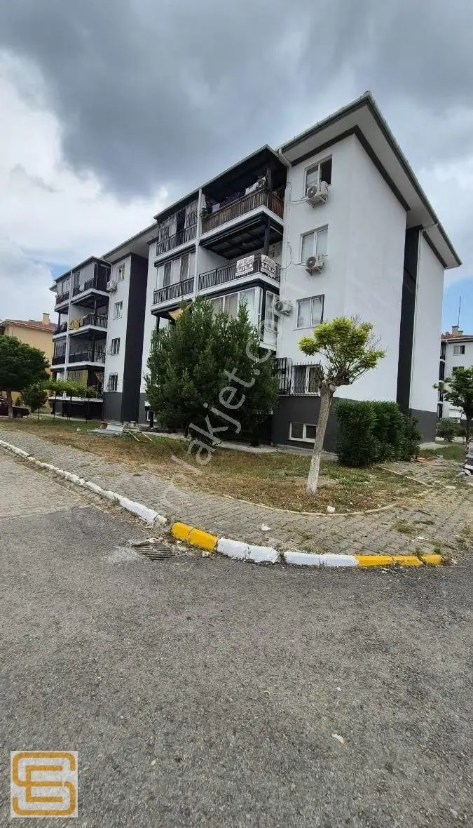 Döşemealtı Çıplaklı Toki Konutları'nda Ara Kat, 1+1 Satılık