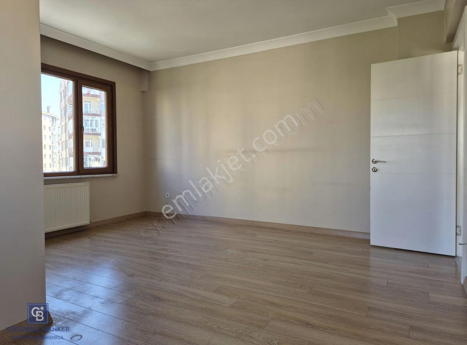 Sahrayıcedid İnönü Caddesinde Hem Oturuma Hem Yatırıma Uygun 3+1 - Görsel 16