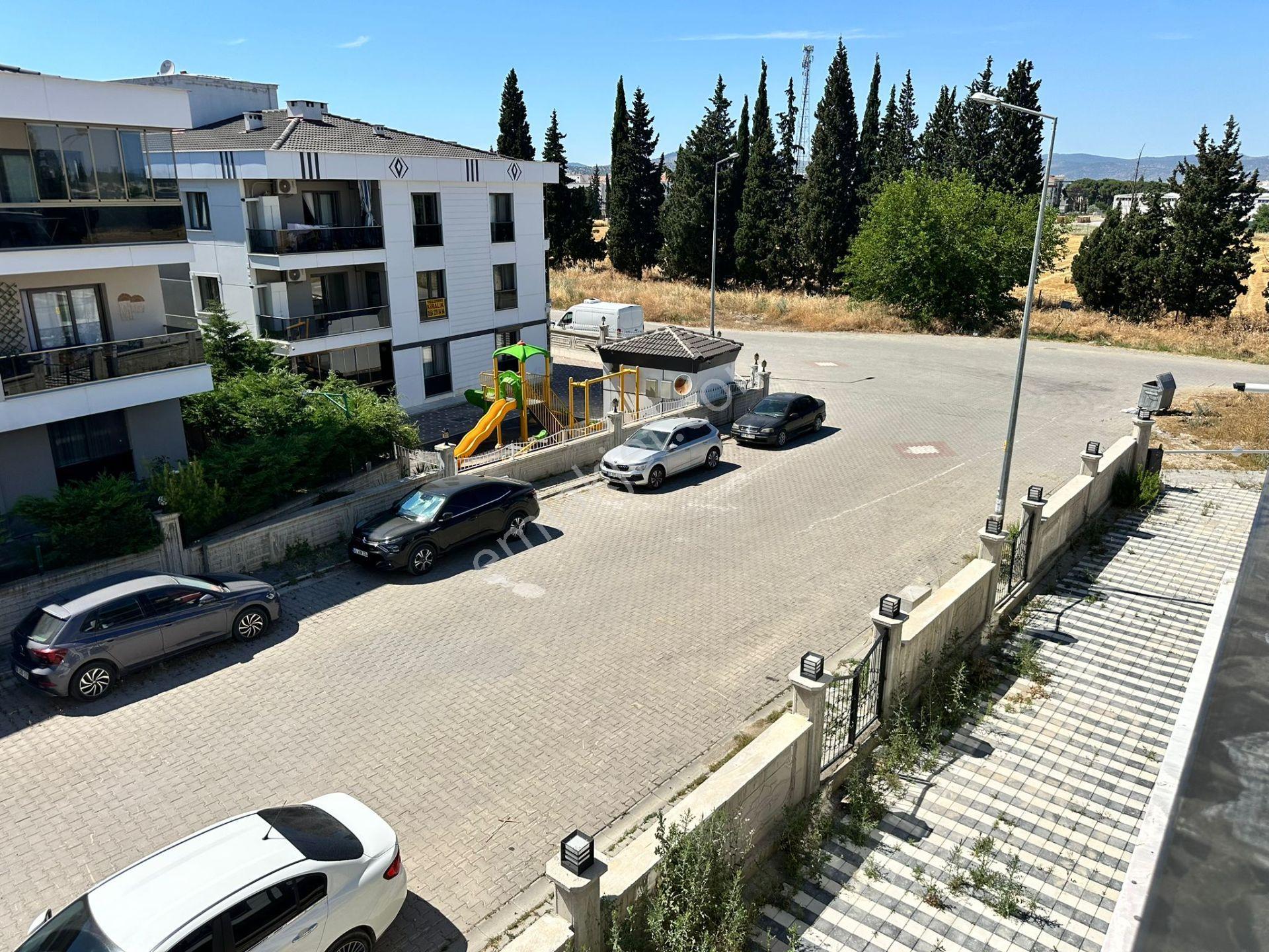 Zeki Emlak'tan Muradiye Mahallesinde 1+1 Eşyalı Kiralık Sıfır Daire - Görsel 25