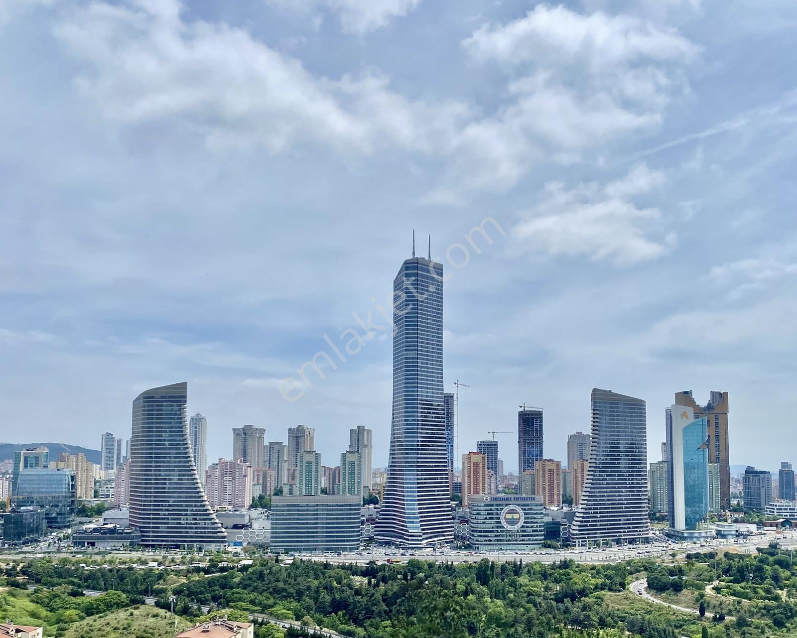 Metropol İstanbul 1+0 Satılık Boş Stüdyo Daire