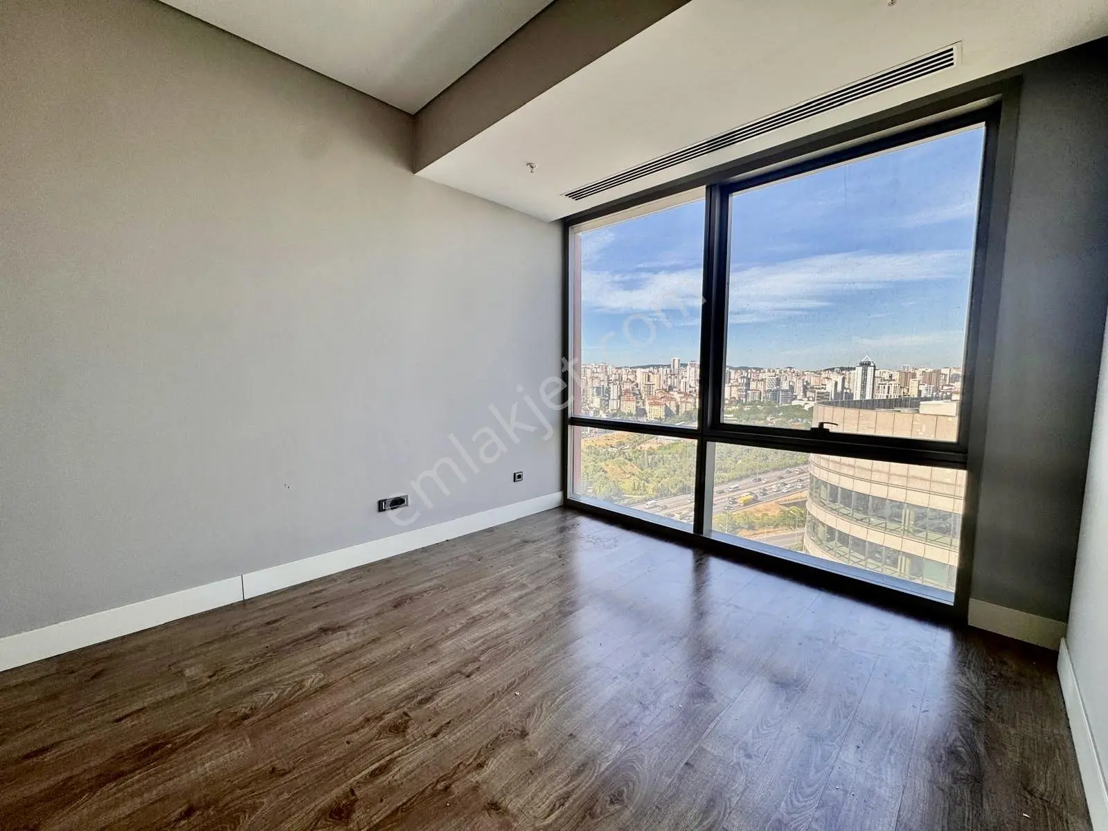 Metropol İstanbul 1+0 Satılık Boş Stüdyo Daire - Görsel 2