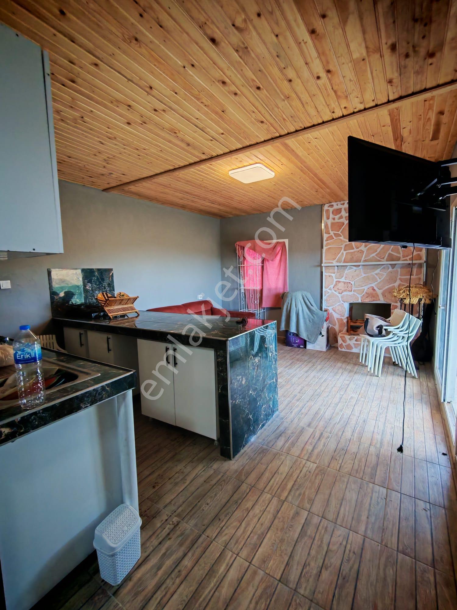 Dereköyde 250m² Bahçeli, 65m² Verandalı 1+1 Betonarme Ev Fırsatı - Görsel 24