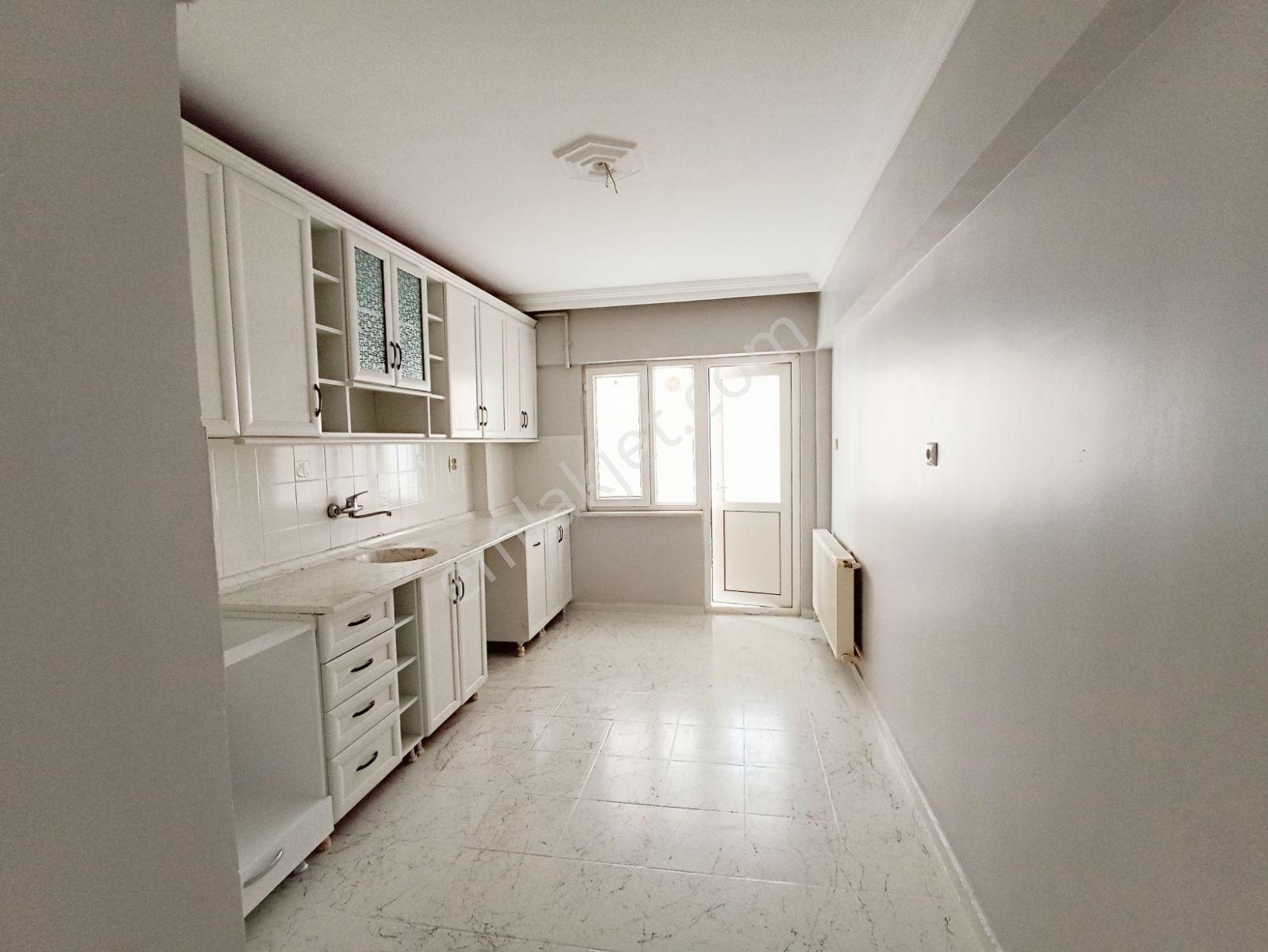 Mudanya Siteler Merkezi Konumda Kiralık 3+1 Daire - Görsel 18