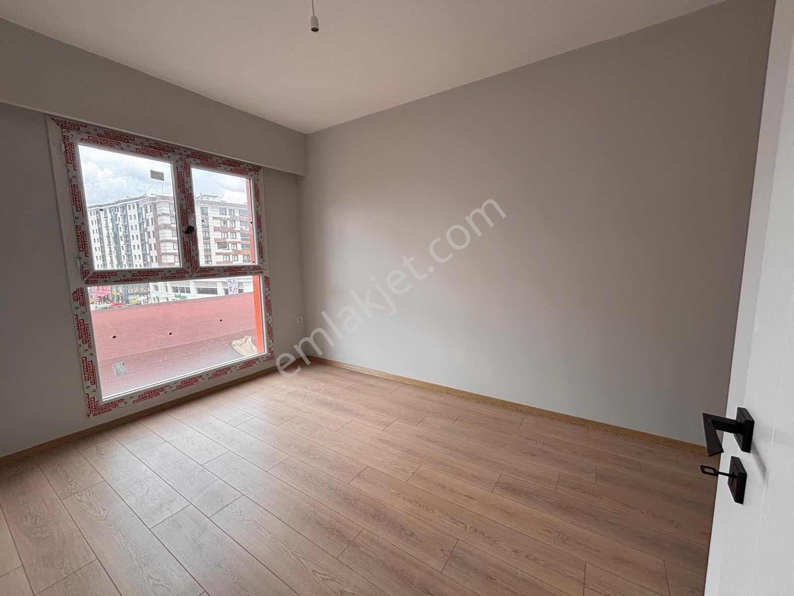 Pendik Velibaba Pro Meydan Sitesi Sıfır 2+1 Kiralık Daire - Görsel 7