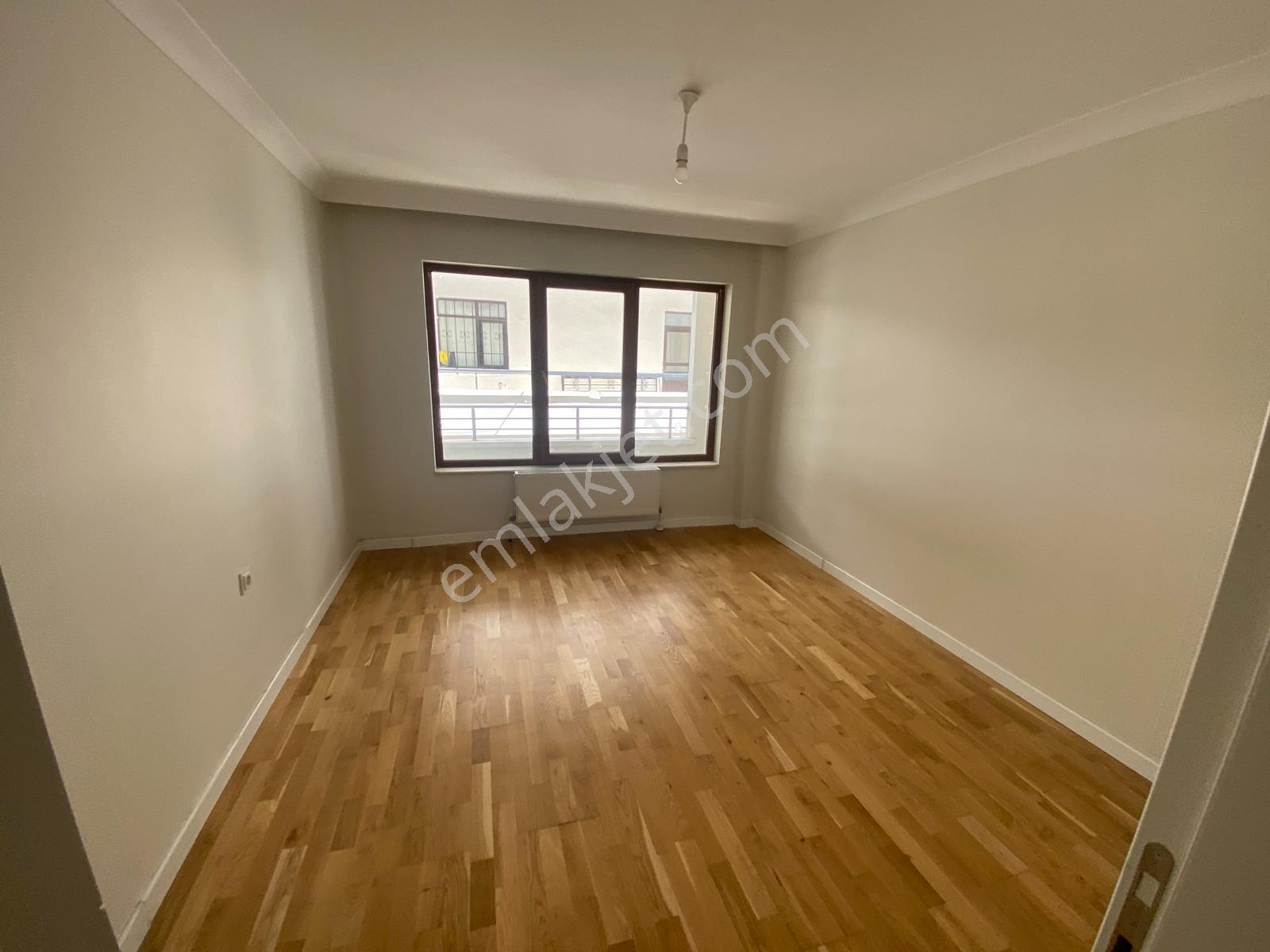 Kuttaş'tan Gazi Hastanesi Ve Metro Karşısı 1+1 Katta 55m2 - Görsel 27