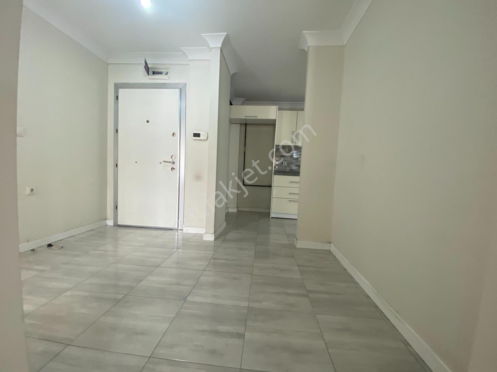 Kuttaş'tan Gazi Hastanesi Ve Metro Karşısı 1+1 Katta 55m2 - Görsel 19