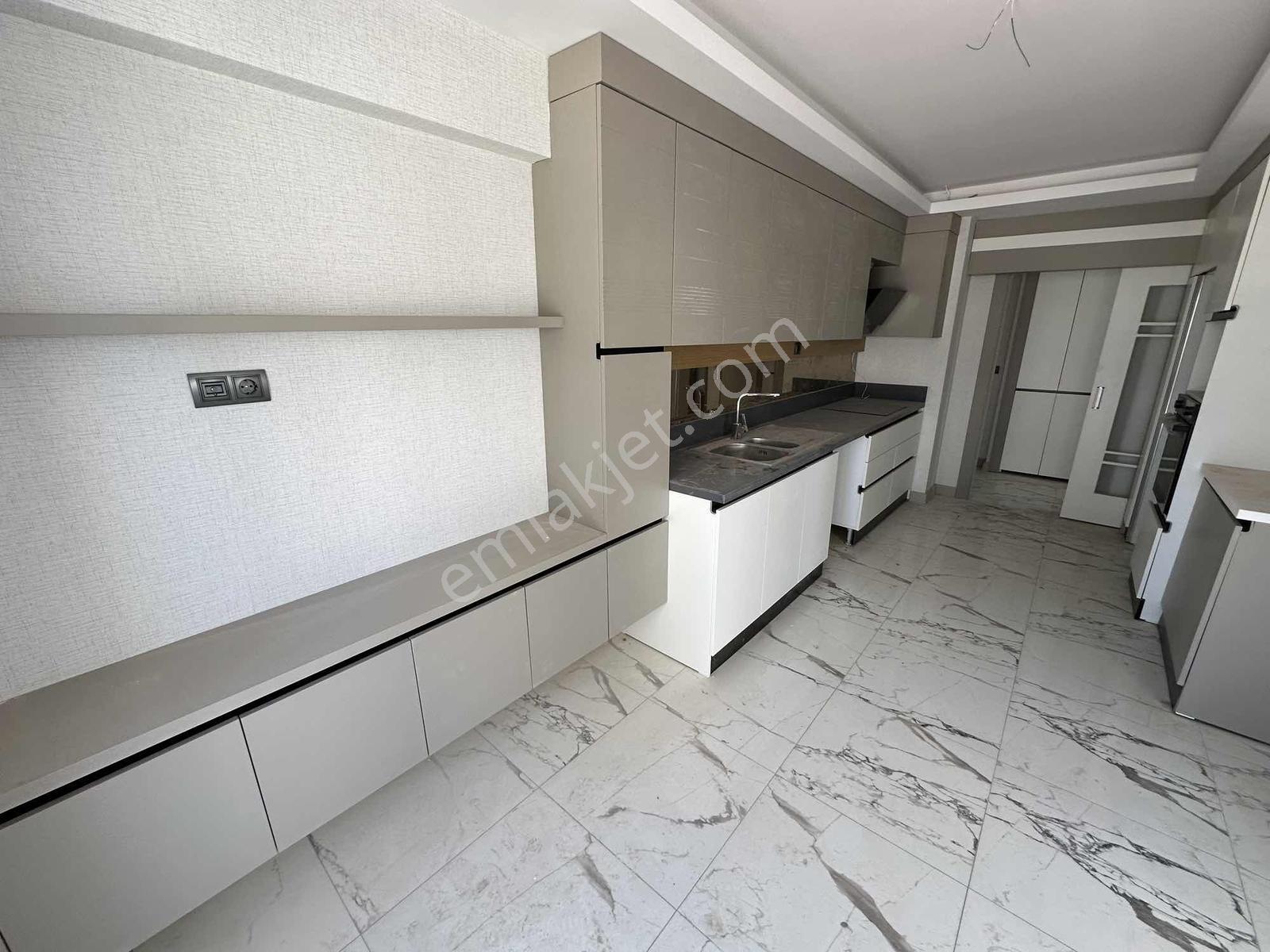 Serra Cadde Sitesinde 3+1 Oturuma Hazır Ultra Lüks Satılık Daire - Görsel 12