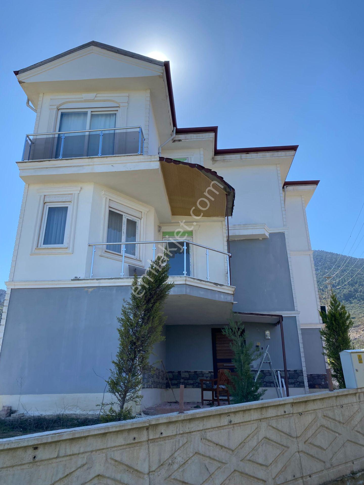 Mükemmel Doğa Manzarası İle Müstakil Dağbelinde Villa - Görsel 6