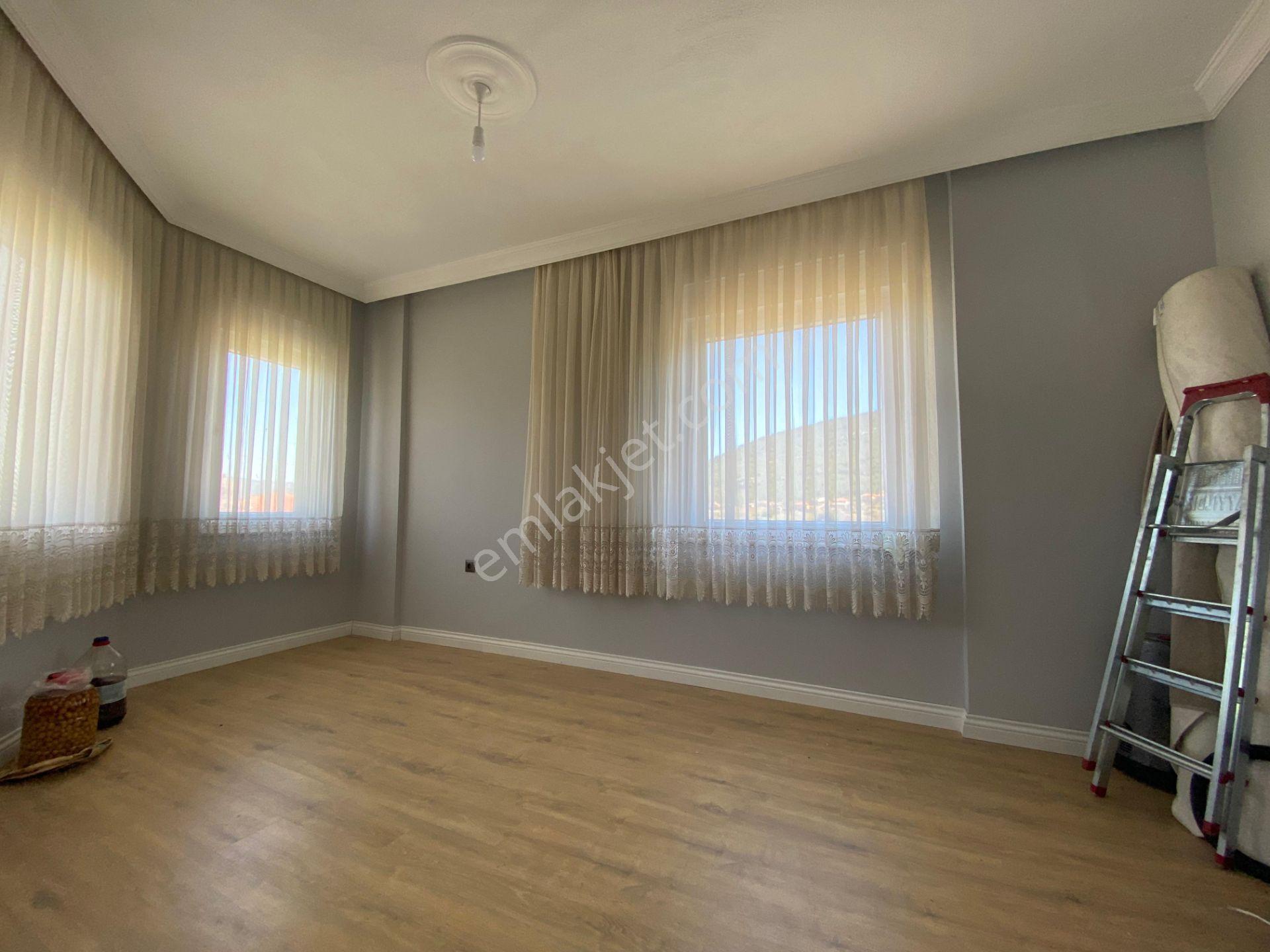 Mükemmel Doğa Manzarası İle Müstakil Dağbelinde Villa - Görsel 9