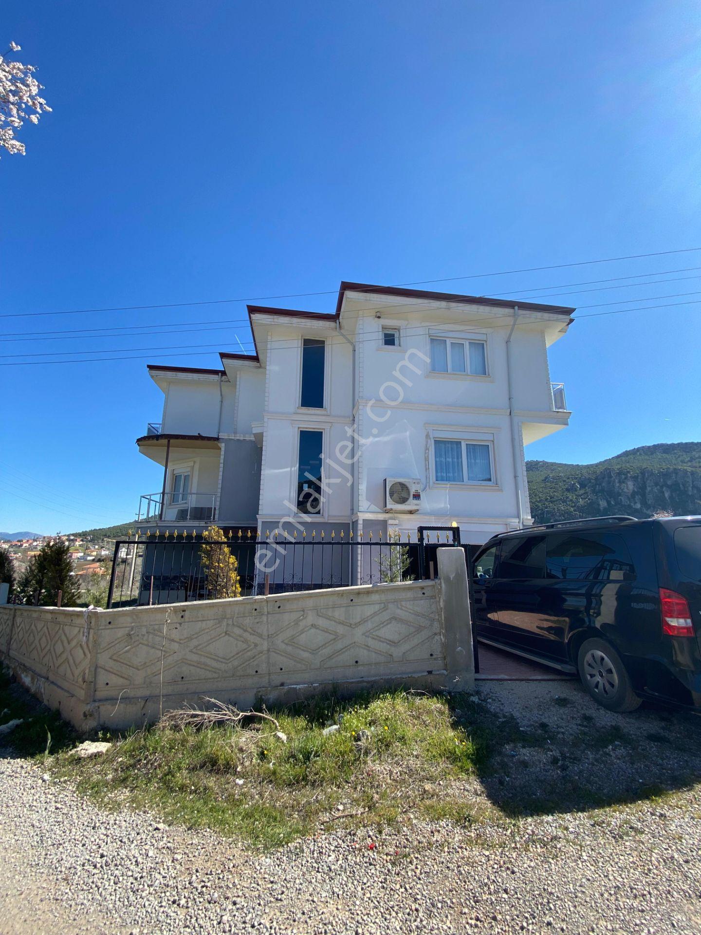 Mükemmel Doğa Manzarası İle Müstakil Dağbelinde Villa - Görsel 28