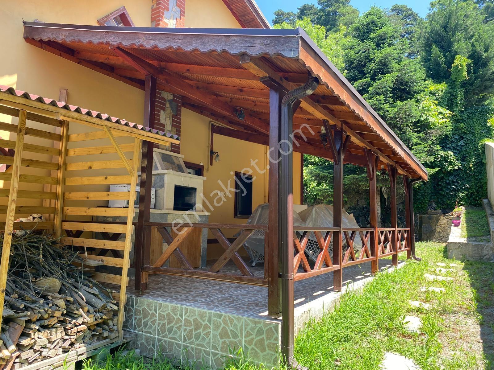 Sapanca'da Köşe Konum Tam Müstakil 4+1 Villa - Görsel 3