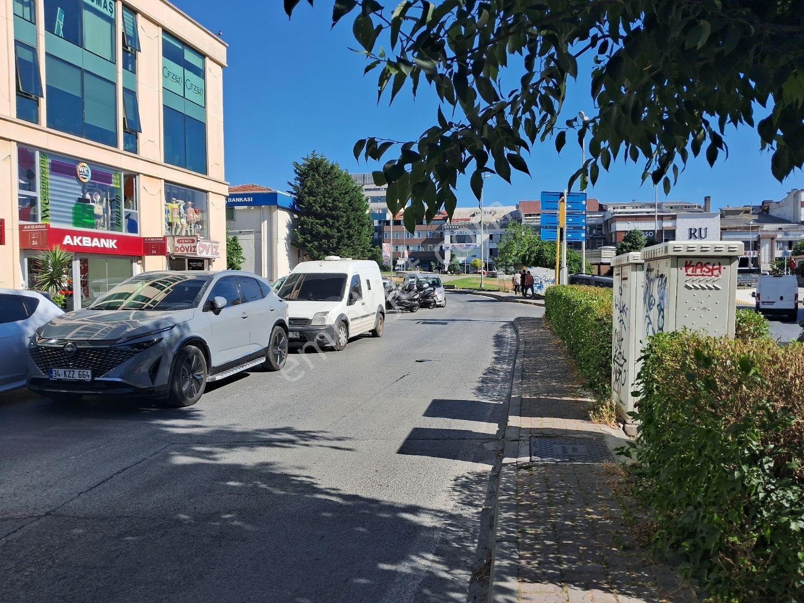 Merter Fatih Caddesinde 170 M2 İşyeri - Görsel 16