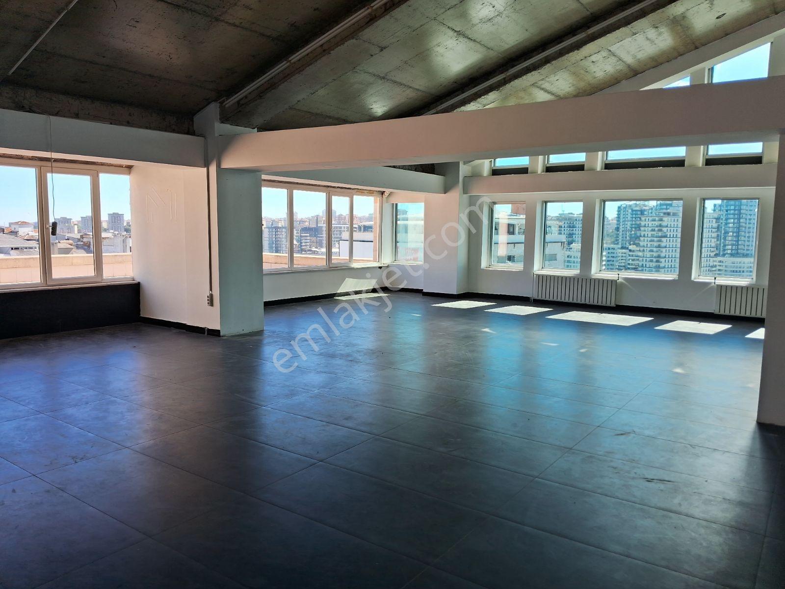 Merter Fatih Caddesinde 170 M2 İşyeri - Görsel 4