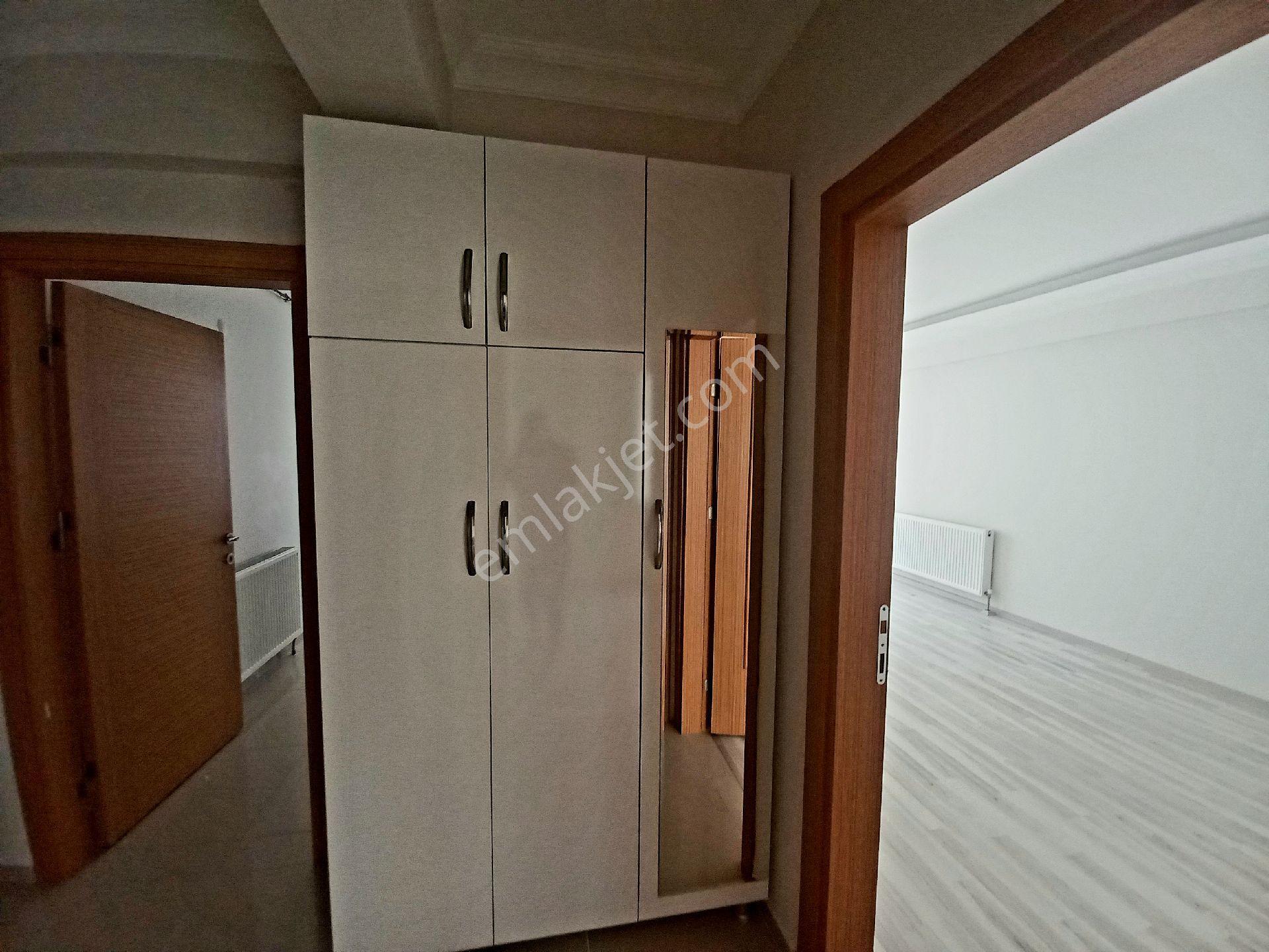 Atatürk Bulvarında Yeni Binada Kiralık 2+1 Daire - Görsel 17