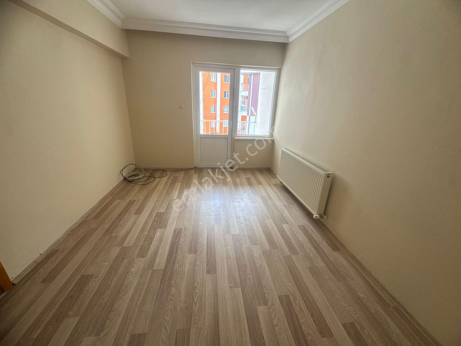 İnanç Emlaktan Kavaklarda 3+1 Geniş Kiralık Daire - Görsel 19