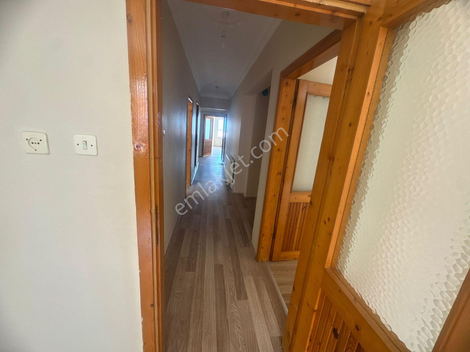 İnanç Emlaktan Kavaklarda 3+1 Geniş Kiralık Daire - Görsel 23