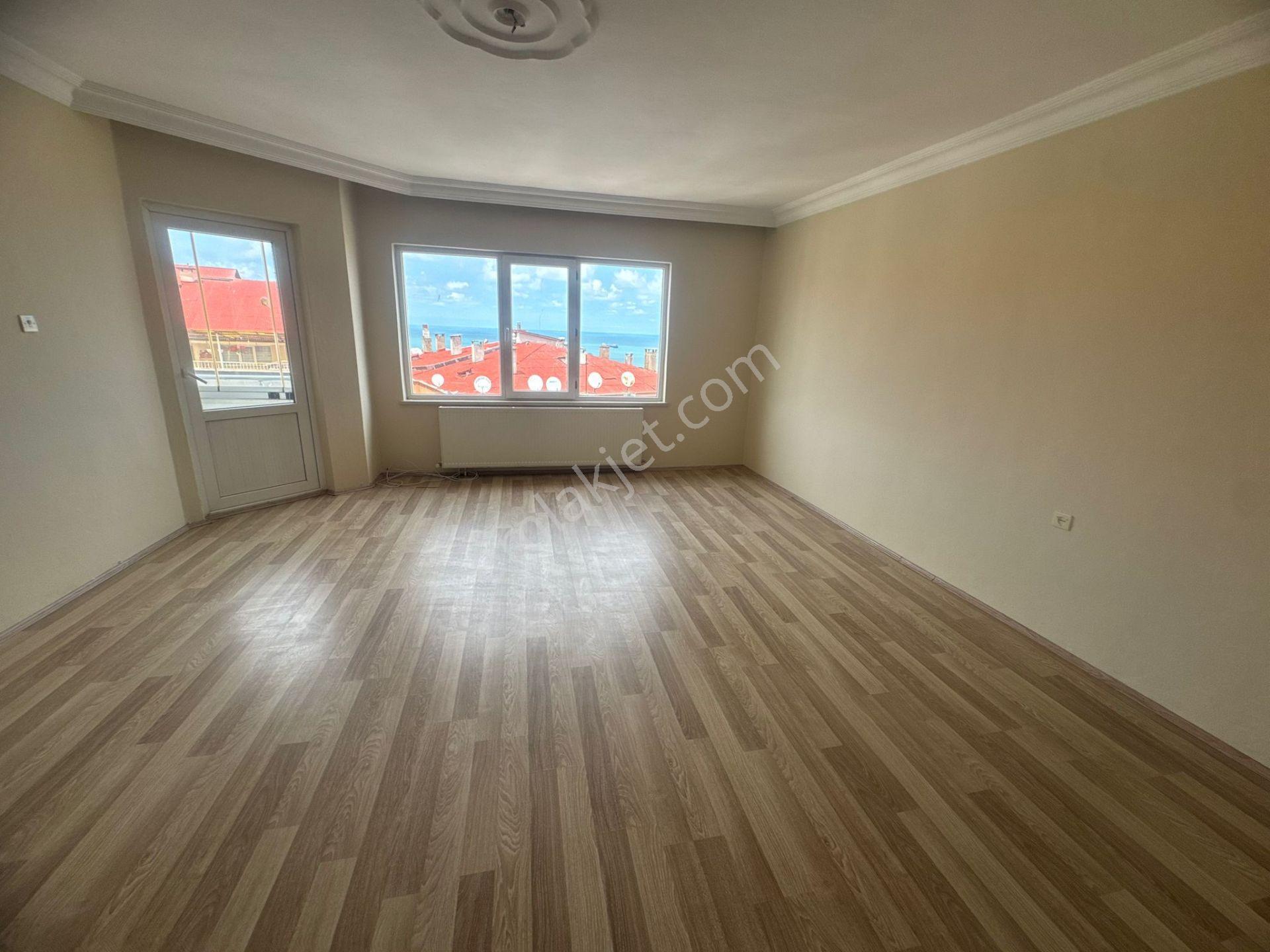 İnanç Emlaktan Kavaklarda 3+1 Geniş Kiralık Daire - Görsel 2