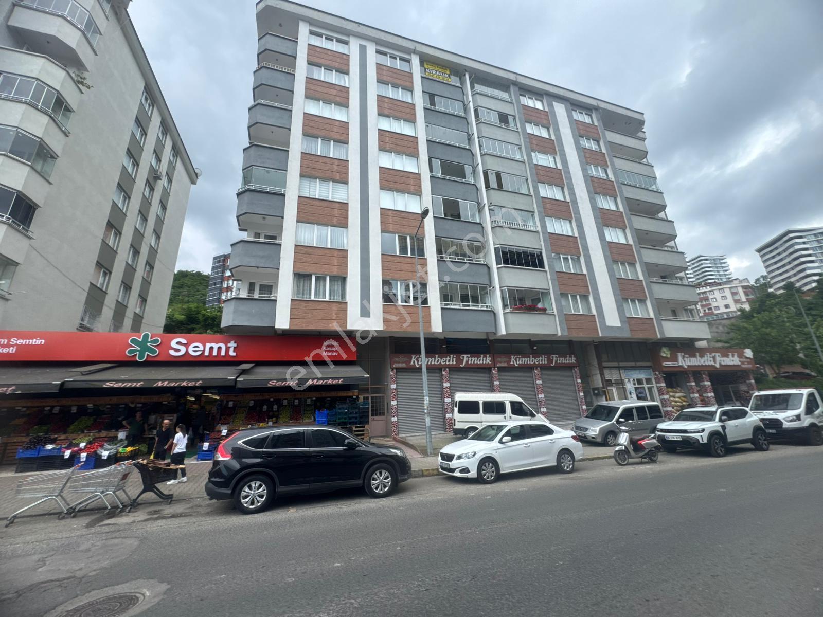 İnanç Emlaktan Kavaklarda 3+1 Geniş Kiralık Daire
