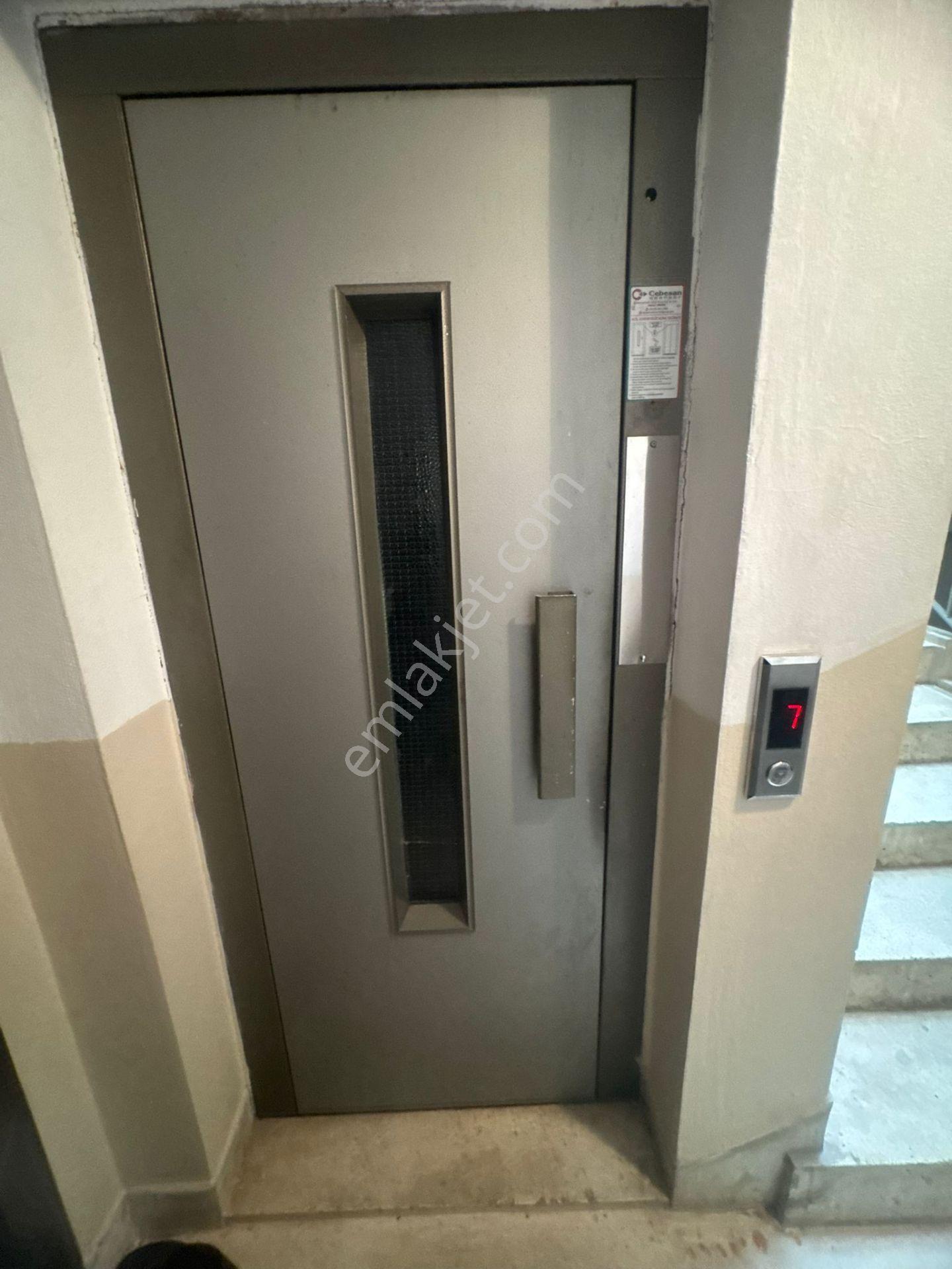İnanç Emlaktan Kavaklarda 3+1 Geniş Kiralık Daire - Görsel 4