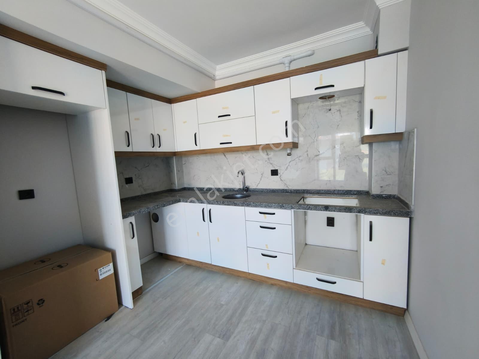 Yeni Mah Esentepe Cad Sahibinden 1+1 Sıfır Kiralık Daire - Görsel 4