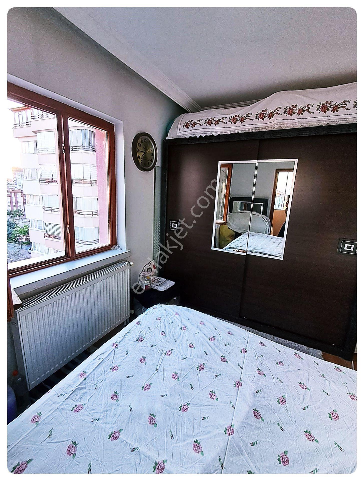 Cihandan Burç Mahallesi Piri Cadde Yakını Ara Katta Satlık 3+1 Daire - Görsel 21