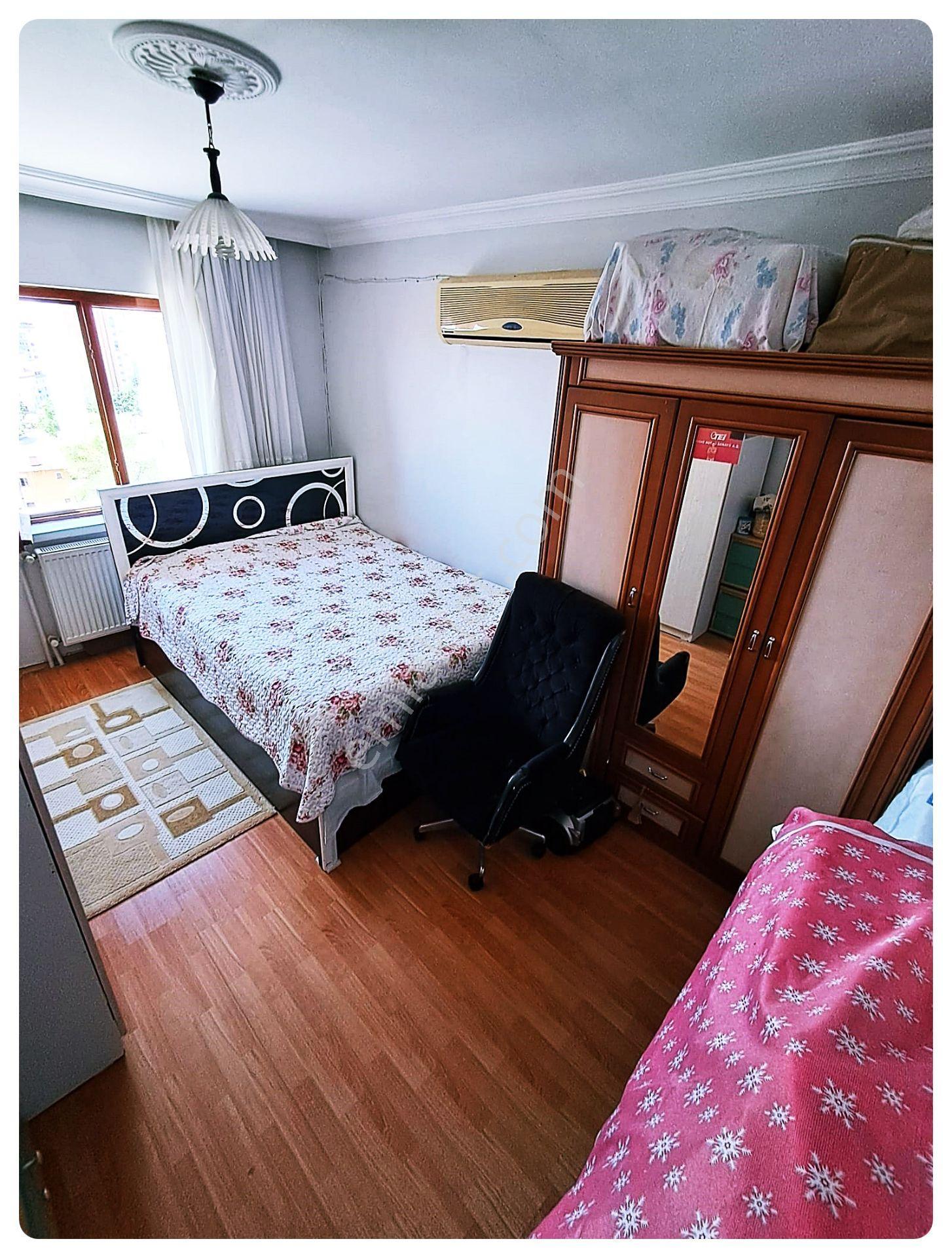Cihandan Burç Mahallesi Piri Cadde Yakını Ara Katta Satlık 3+1 Daire - Görsel 18