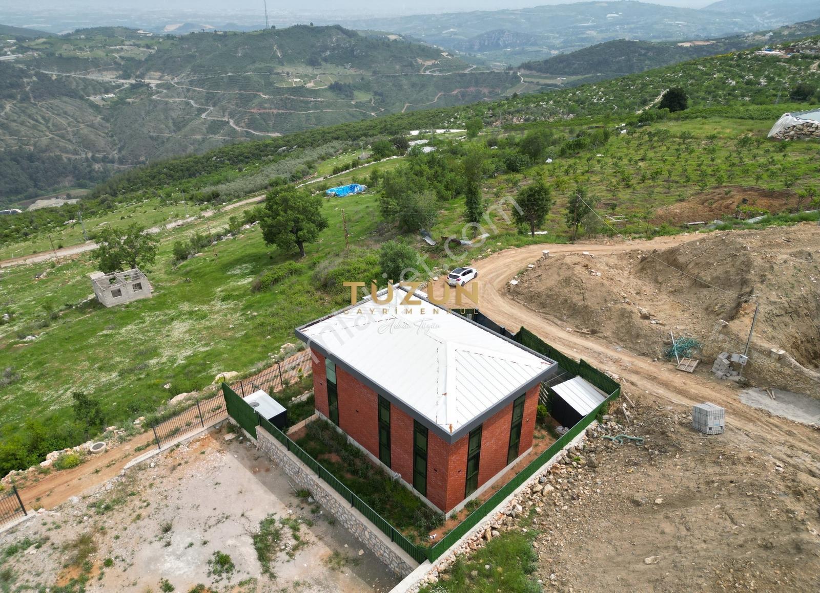 Tüzün'den Gözne'de Satılık Göz Alıcı Mükemmel Bir Villa - Görsel 18