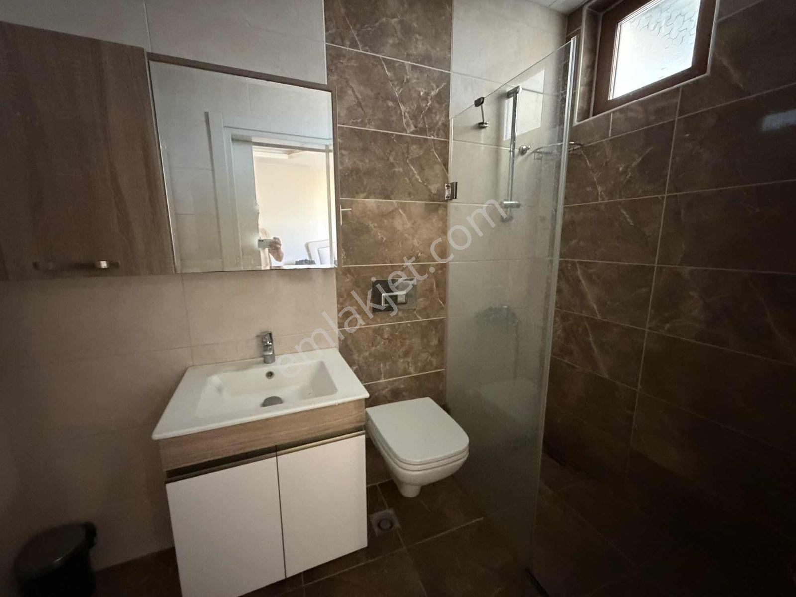 Güzeloba'da Havuzlı Site İçerisinde Full Eşyalı Kiralık 2+1 - Görsel 20
