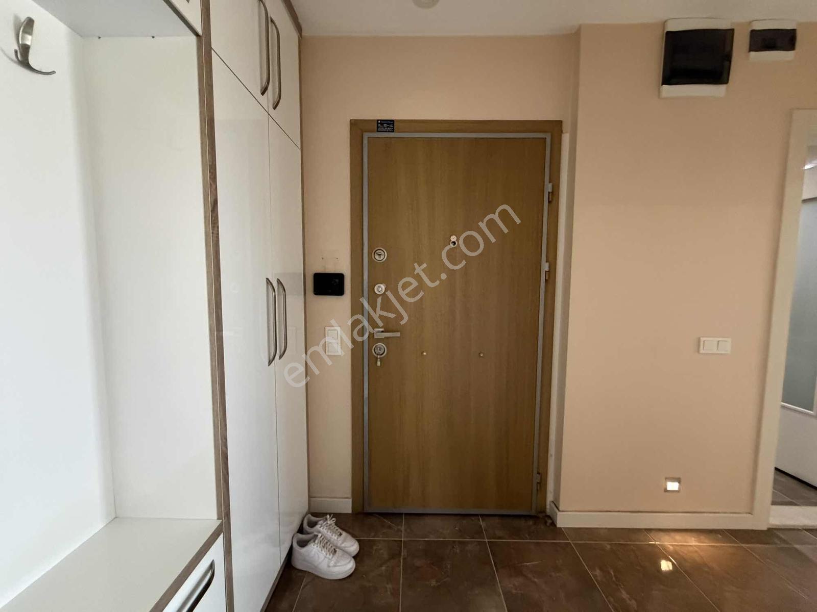 Güzeloba'da Havuzlı Site İçerisinde Full Eşyalı Kiralık 2+1 - Görsel 7