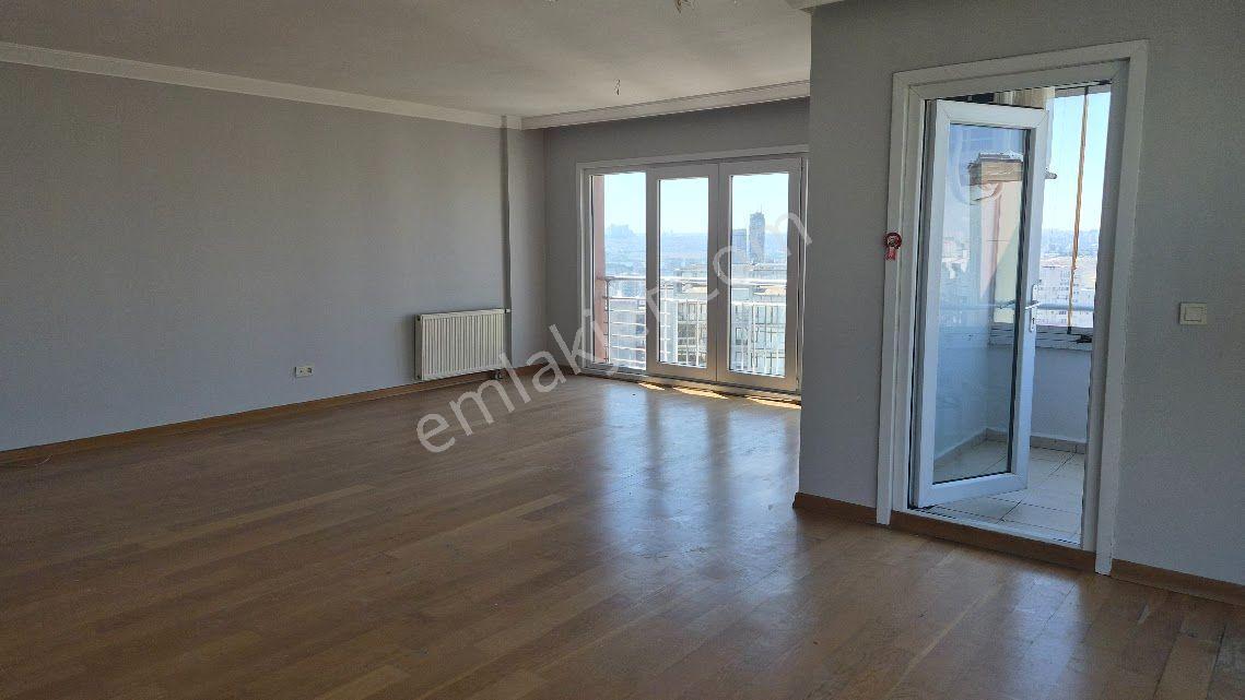 Küçükçekmece Atakent Güneşpark Evlerinde Boş Satılık 4+1 194m2 Daire - Görsel 12
