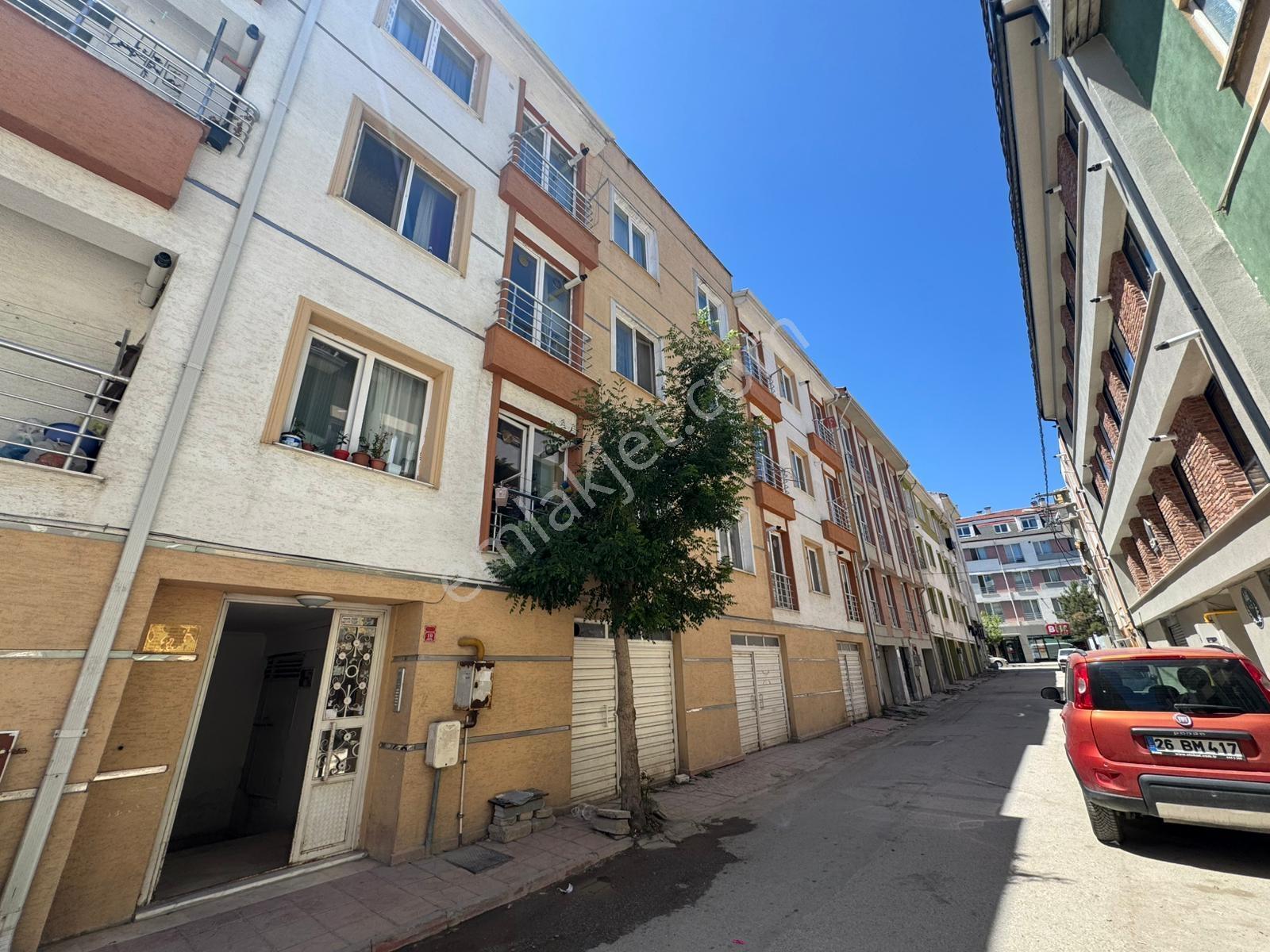Anadolu Üni. Arkasında Geniş & Ferah Eşyalı Kiralık 1+1 *fırsat* - Görsel 10
