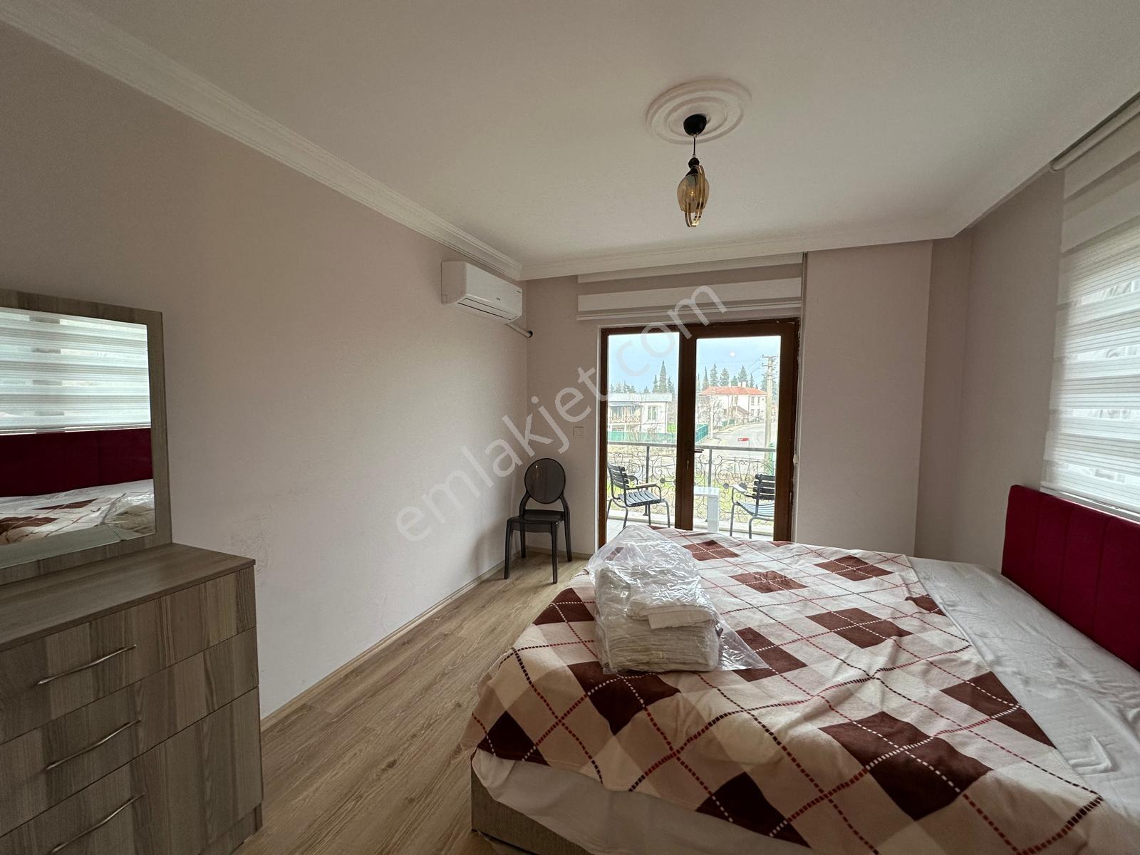 Turyaptan Sapanca Güldibi Havuzlu Sitede Kiralık Eşyalı Villa - Görsel 16