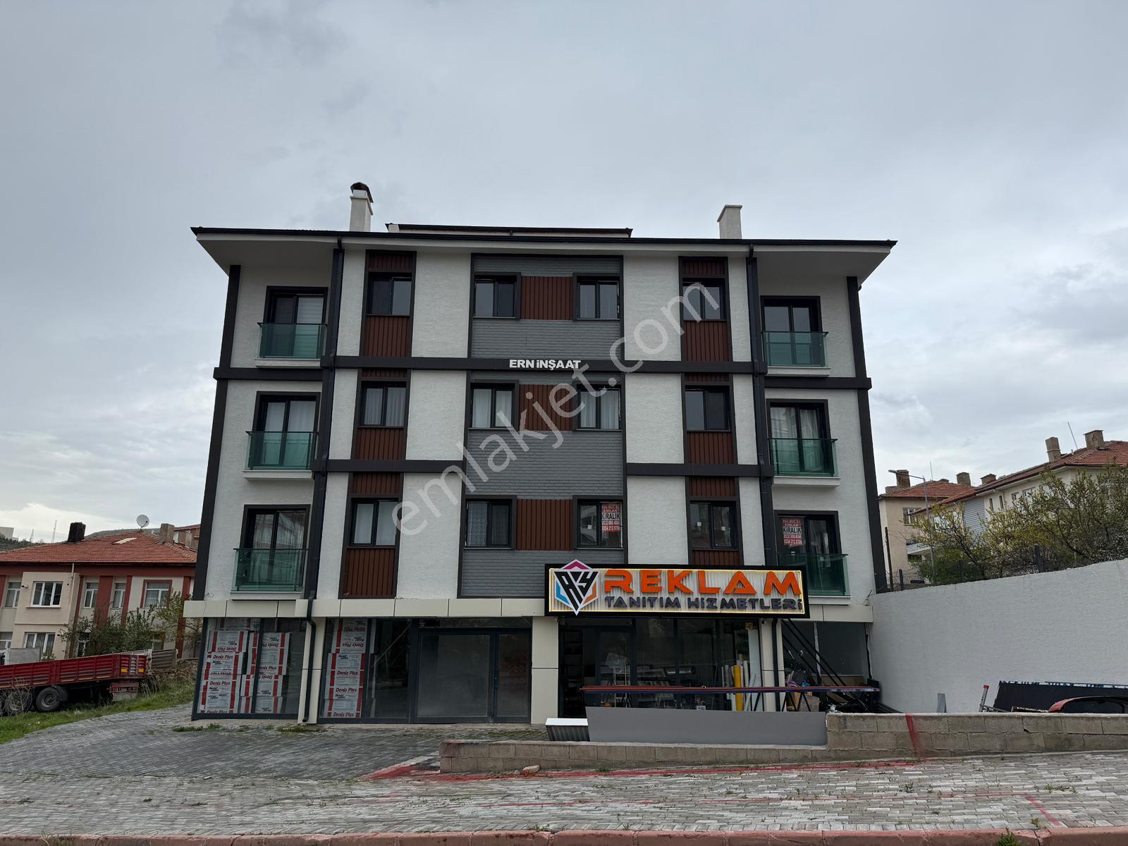 Merkezde 2+1 Yapılı Sıfır Daire İsteyenlere --- Burcu Emlaktan