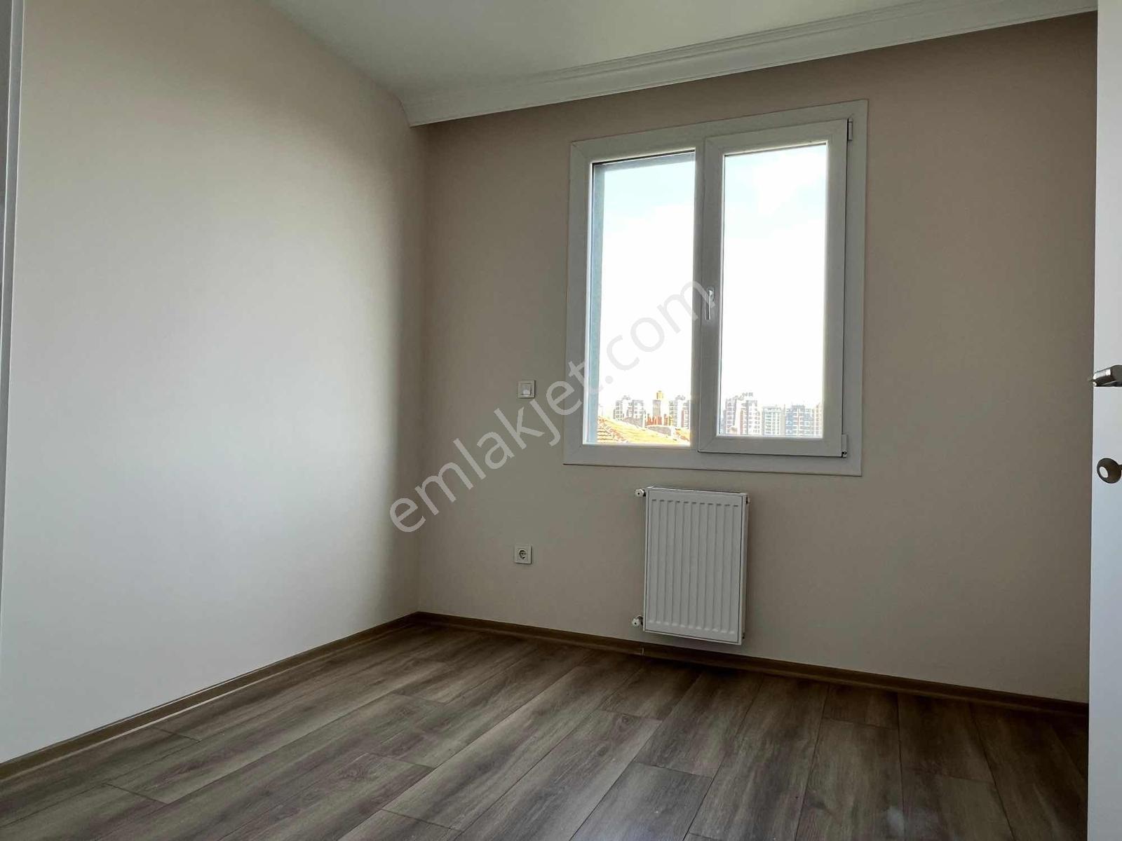 Aksuda 2 Yıllık Butik Sitede 4. Kat Doğu Cephe Ferah 2+1 90m2 - Görsel 6