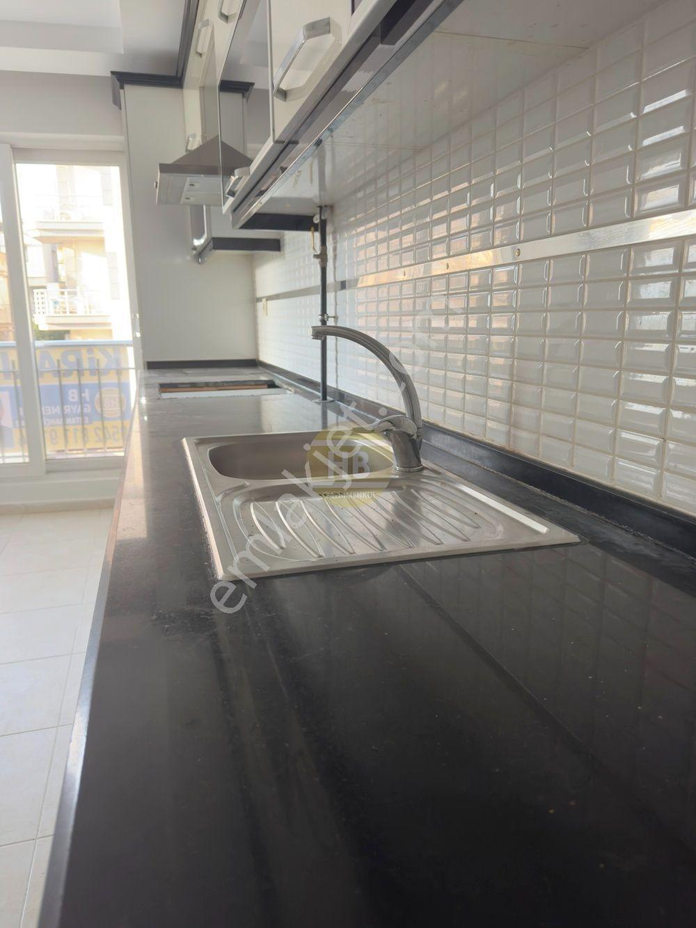 Hb'den 3+1 Kiralık Daire, Oturuma Hazır, İyi Lokasyonda - Görsel 12