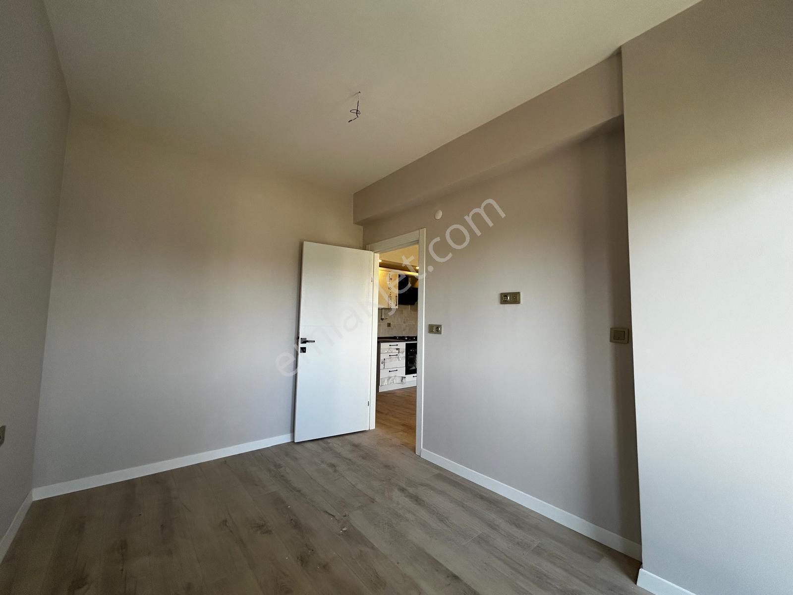 Delux'den Atatürk Mah. Havuzlu Sitede Kiralık 1+1 - Görsel 7