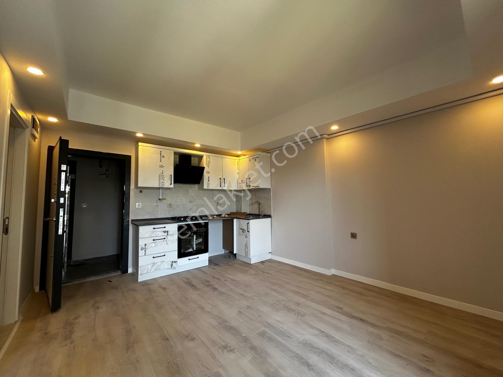 Delux'den Atatürk Mah. Havuzlu Sitede Kiralık 1+1 - Görsel 3