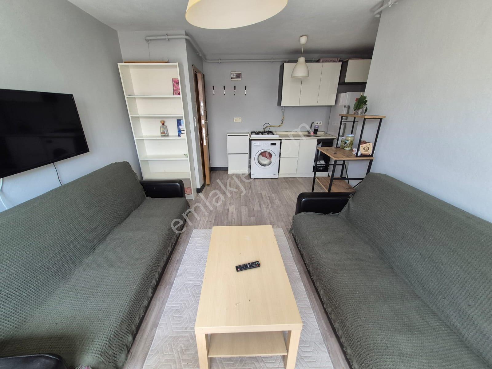 Delux'den Değirmenaltı Merkezde Full Eşyalı Kiralık 1+1 Daire - Görsel 8