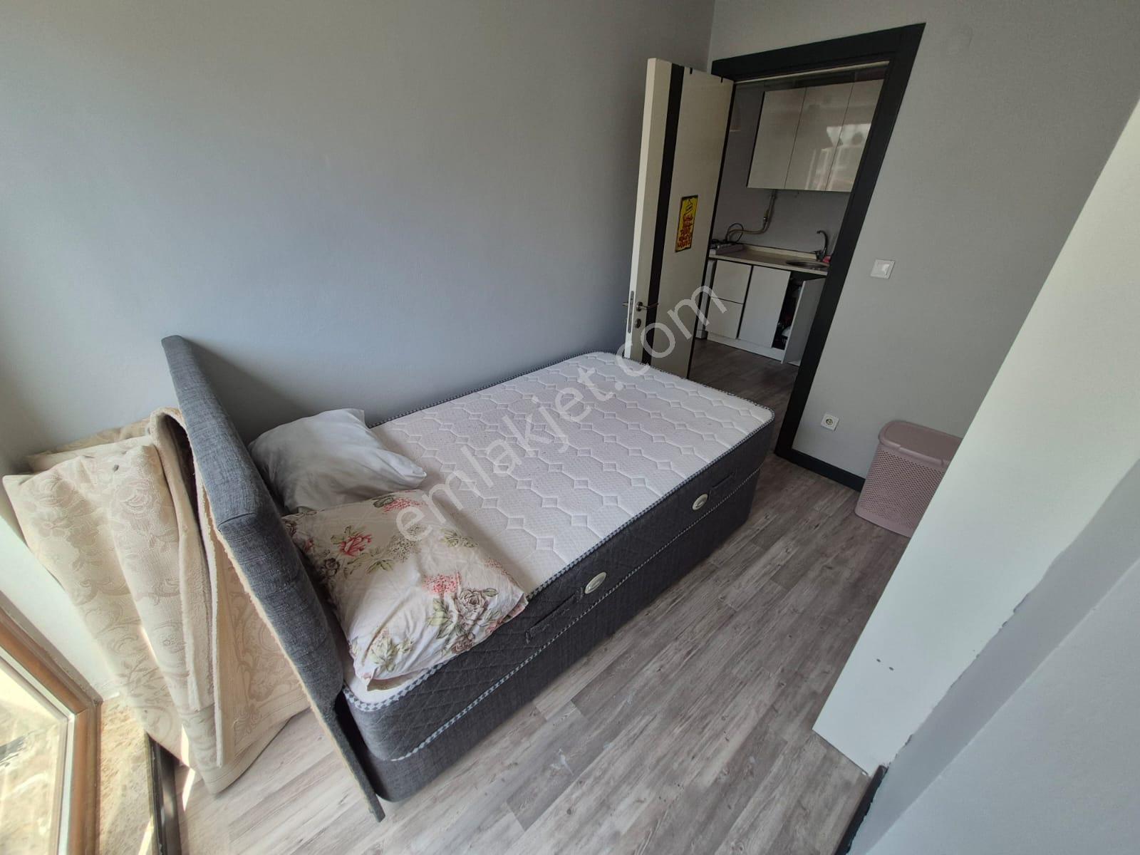 Delux'den Değirmenaltı Merkezde Full Eşyalı Kiralık 1+1 Daire - Görsel 16