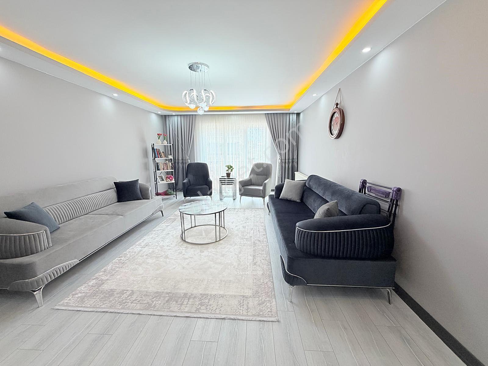 Yıldız'dan Cadde Üstünde Geniş Ara Kat Masrafsız 3+1 Fırsatı !! - Görsel 19