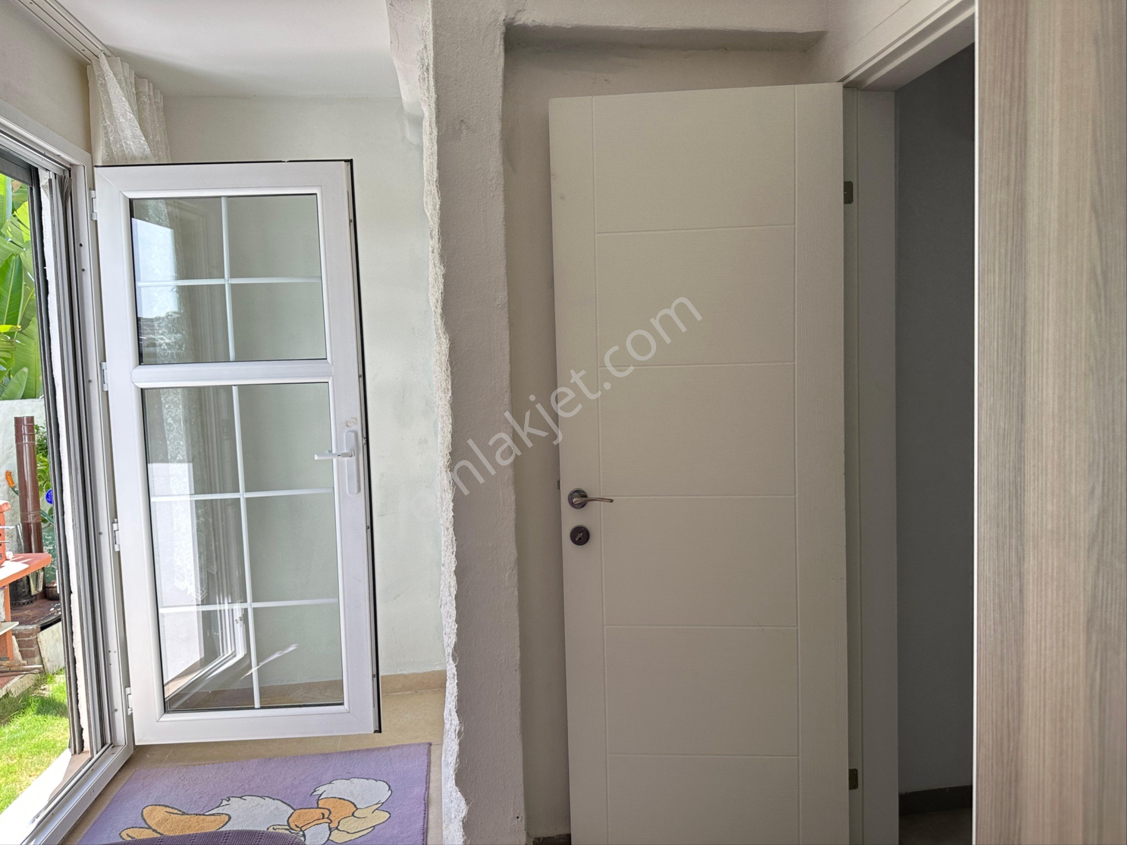 Çeşme Alaçatıda Kiralık Yazlık 1+1 ( Yaz Sezonu) - Görsel 5