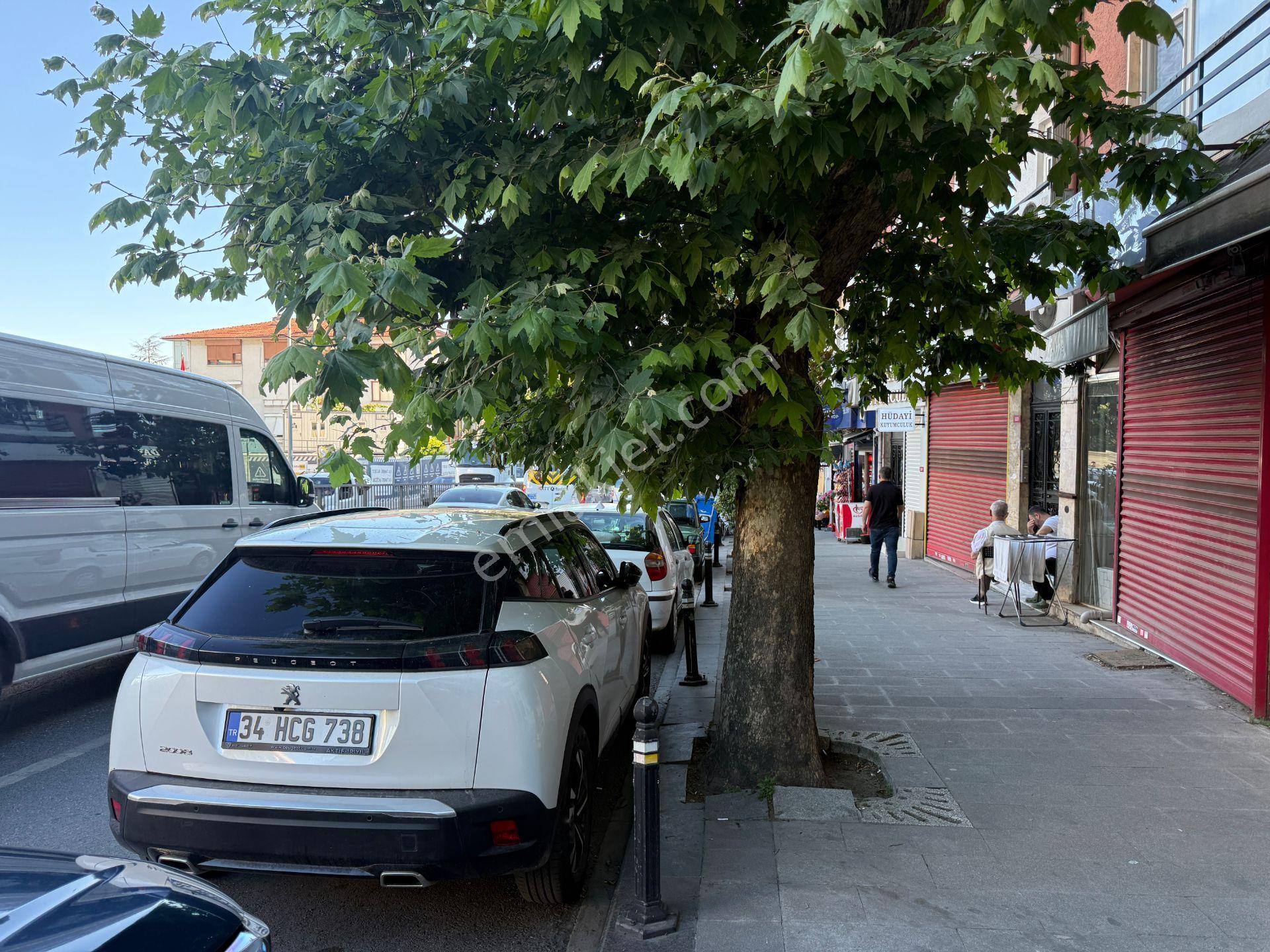 Yankı'dan Nuhkuyusu Caddesi Üzeri 20+5 M2 Kiralık Depolu Dükkan - Görsel 2