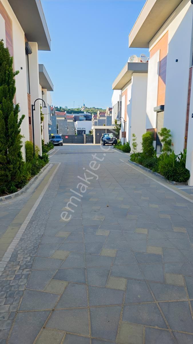 Kuştur Adagöl Mevki Satılık 4+1 - Görsel 15