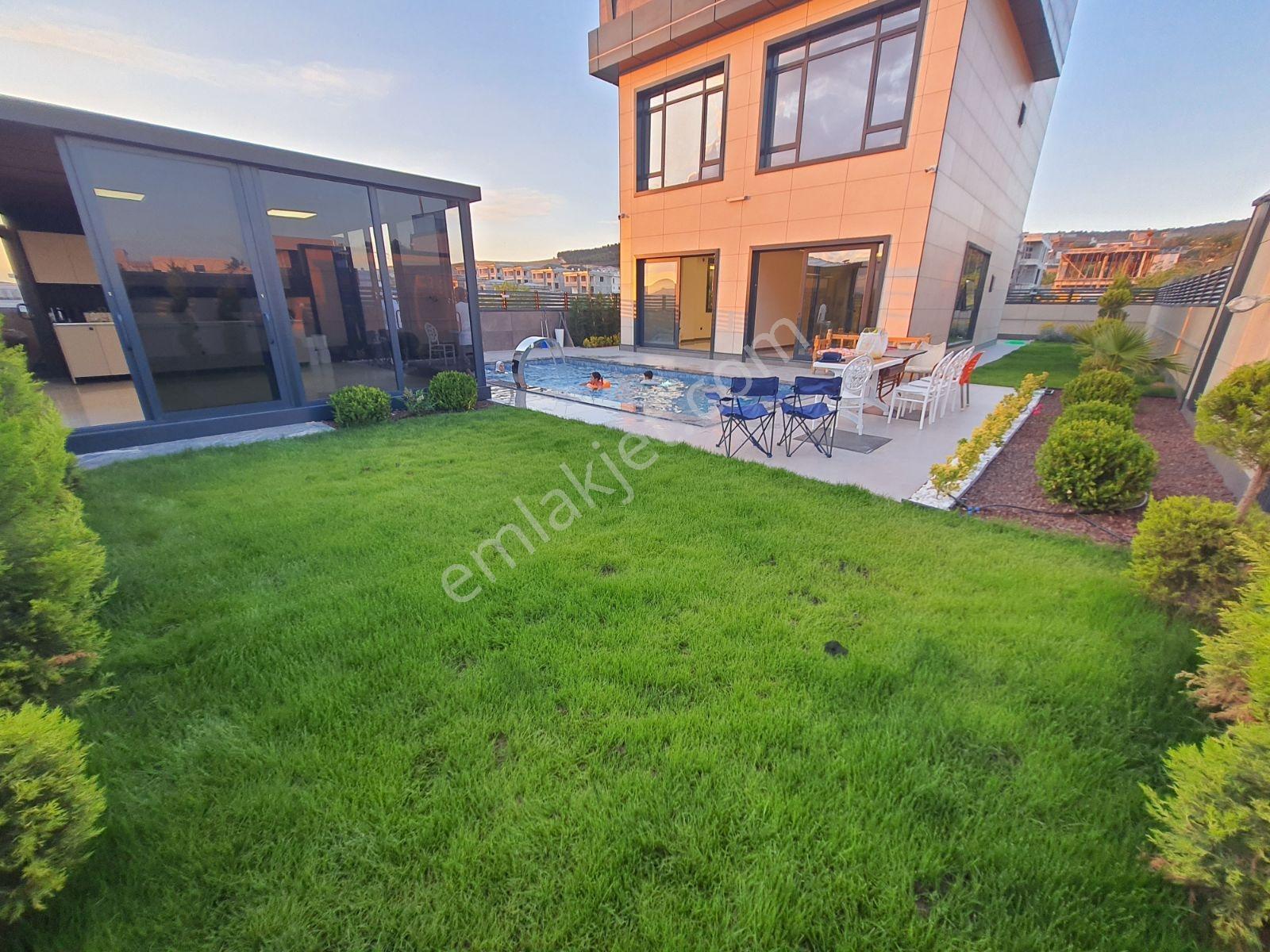 Öznur Emlak'tan Çamlıyayla'da Kiralık 4+1 Villa - Görsel 19