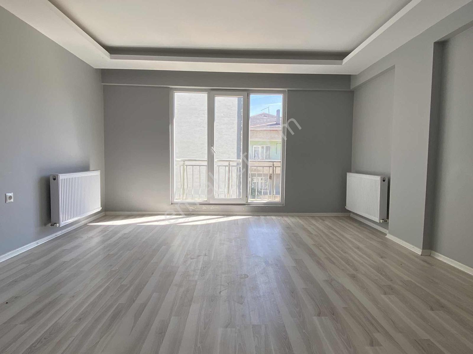 Nilüfer Hasanağa Merkez'de 2.kat Kiralık 2+1 Kapalı Otopaklı.