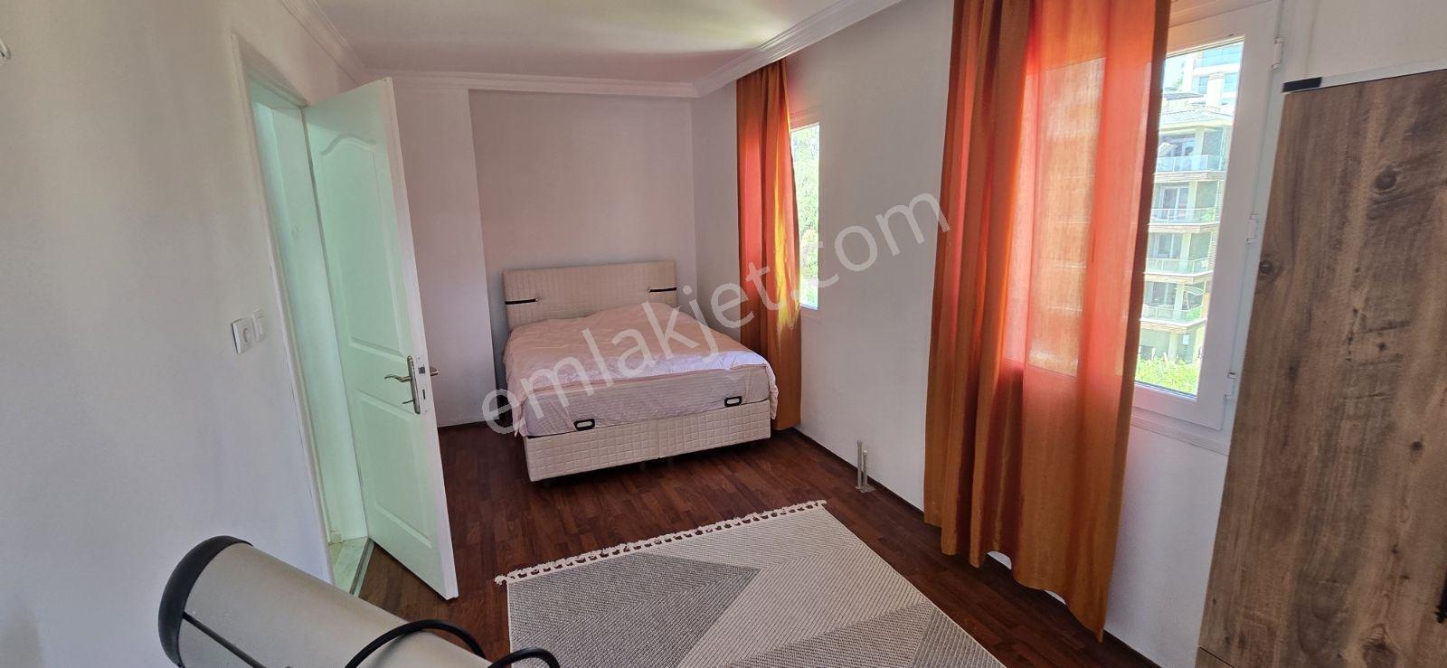 Egemarin Sitesinde Deniz Manzaralı 4+1 Satılık Daire - Görsel 17