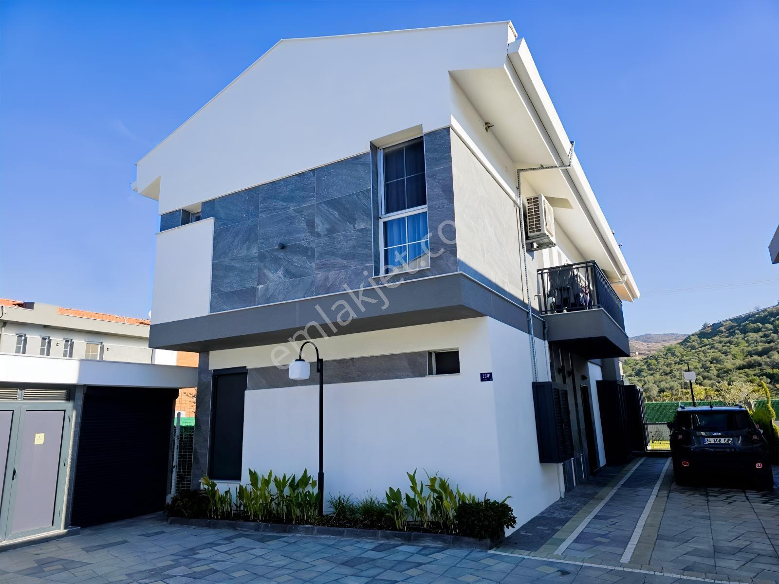 Adagöl Yakını Kuştur Mevki Satılık 4+1 Villa Güneş Panelli - Görsel 3
