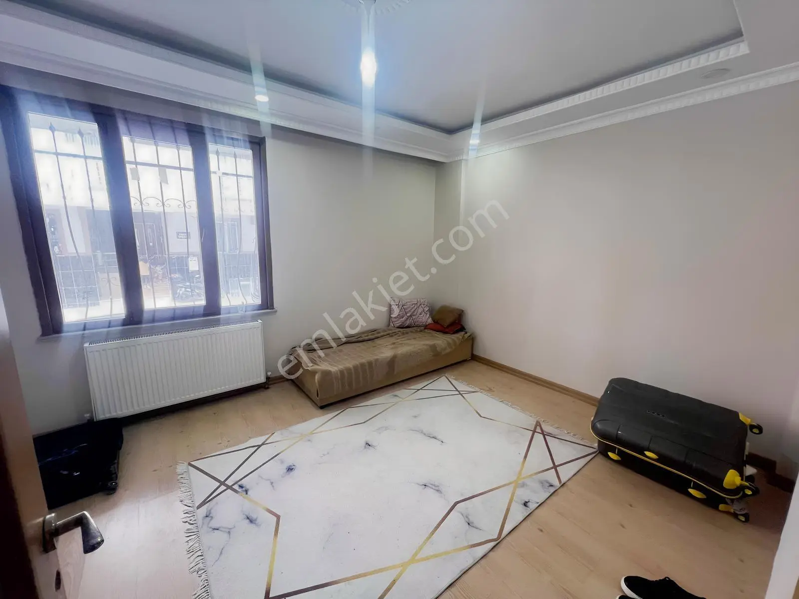 Acil Satılık 2+1 Yüksek Giriş Yatırımlık Dip Fiyat