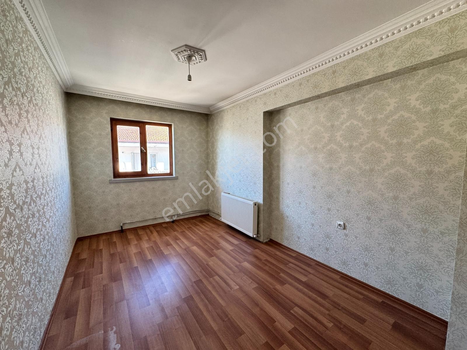Vip'den Merkezi Konum Ön Cephe Krediye Uygun Satılık 3+1 Daire - Görsel 13